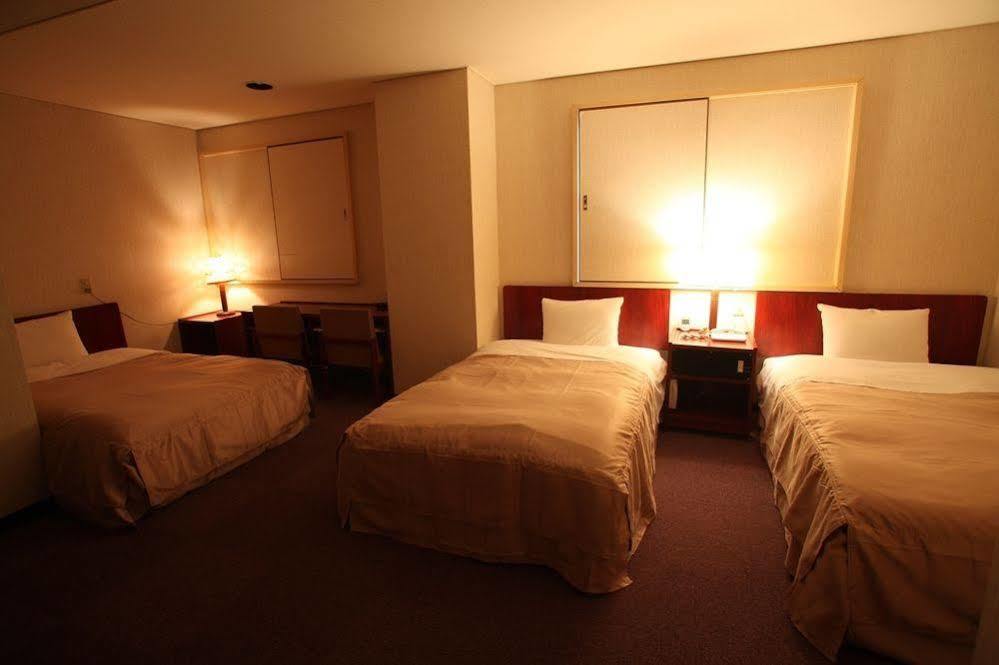 Miyakonojo Sun Plaza Hotel Екстер'єр фото